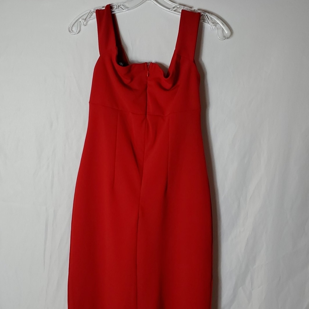 Red Dress - Picture 3 of 5